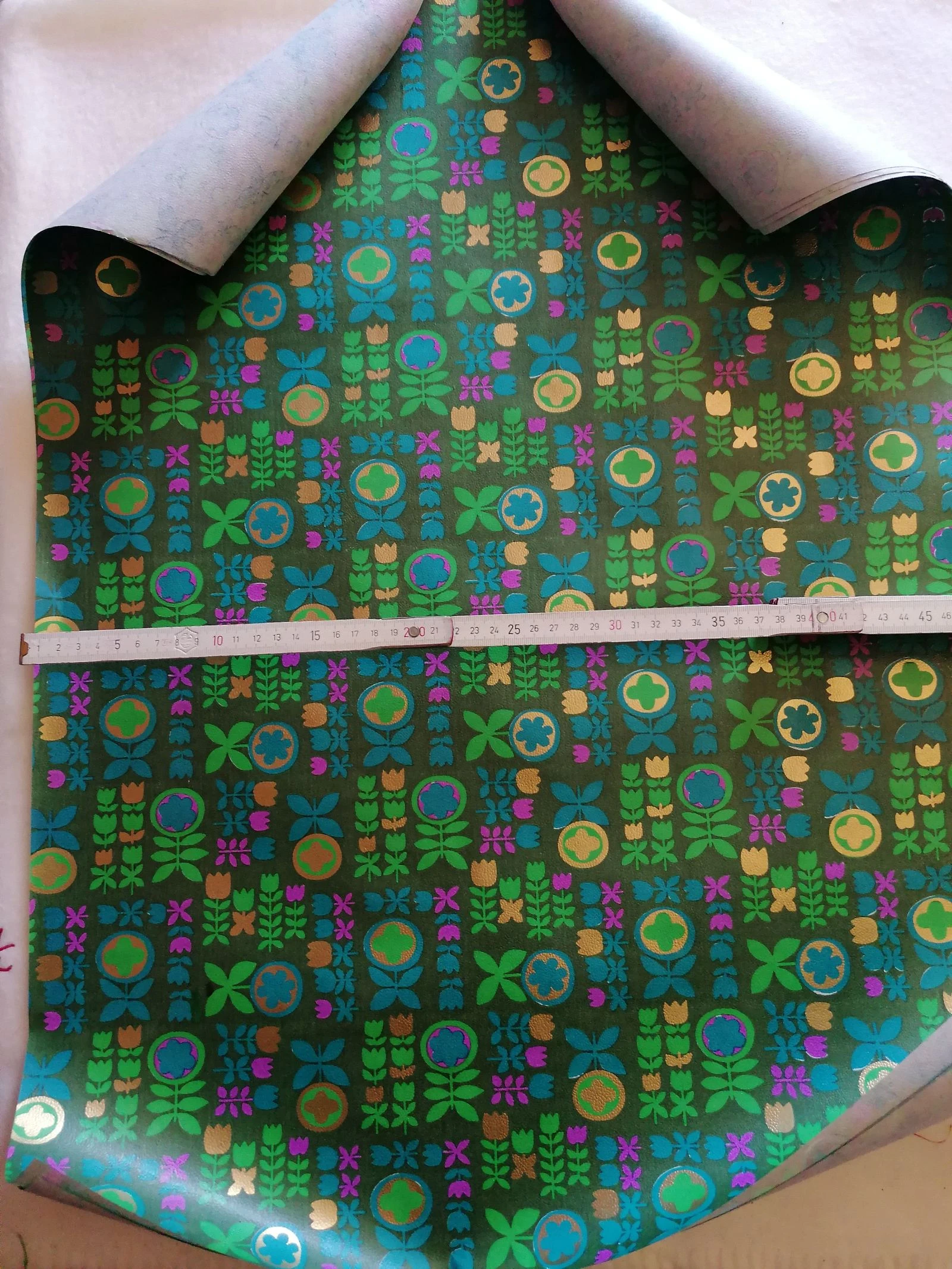 3 hojas de papel de regalo años 70 – photo 5